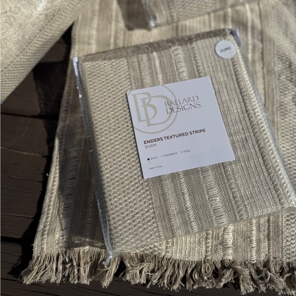 Ballard Enders Textured Stripe Duvet & Shams - NWT - Picture 10 of 16